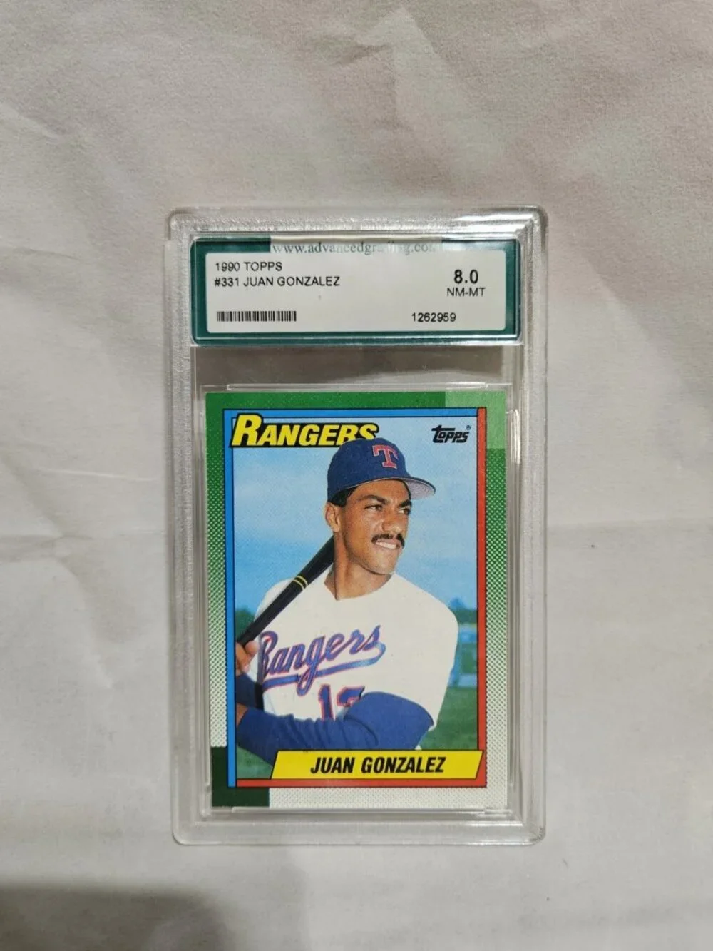 1990 Topps Juan Gonzalez Rookie RC #331 AGS 8 NM-MT Texas Rangers